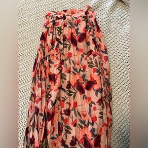 Vici Skirt